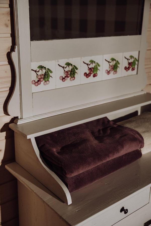 Apartmán Osada Pod Lipa Ostrowice Exteriér fotografie